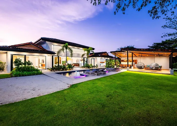 Villa Beachside Bliss 4br Lux Villa, Pool, Terrace, Golf