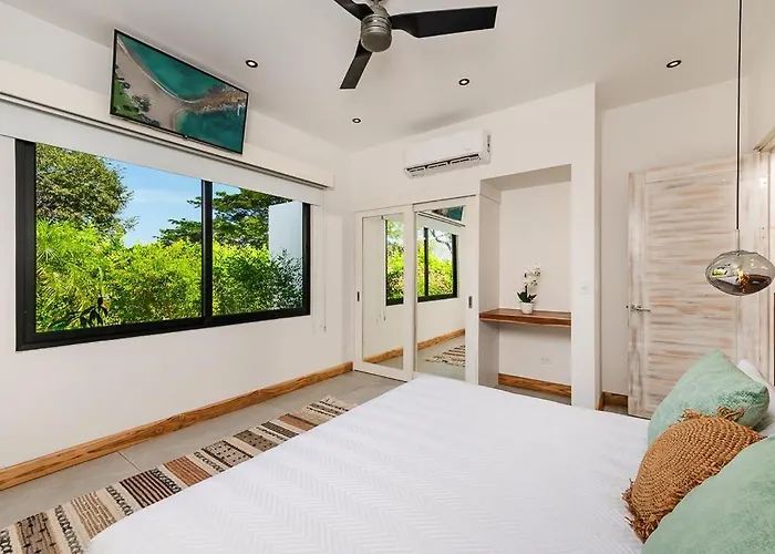 Beachside Bliss 4br Lux Villa, Pool, Terrace, Golf Villa
