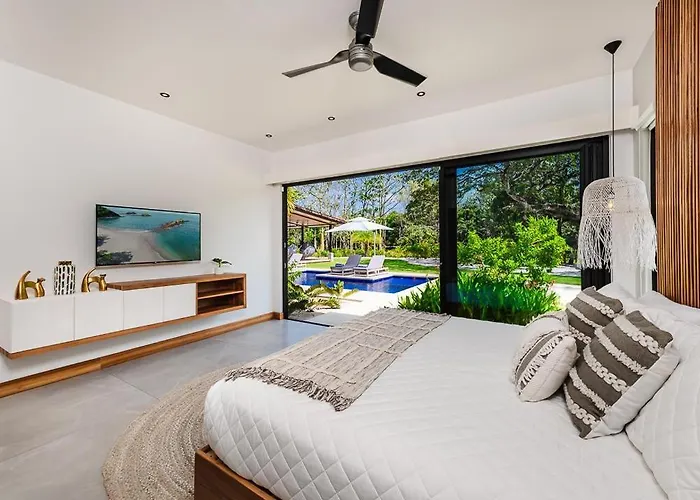 Villa Beachside Bliss 4br Lux Villa, Pool, Terrace, Golf *