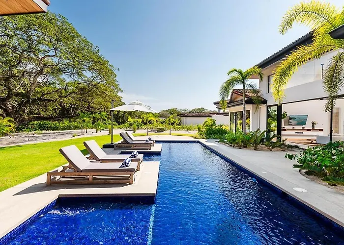 Beachside Bliss 4br Lux Villa, Pool, Terrace, Golf *