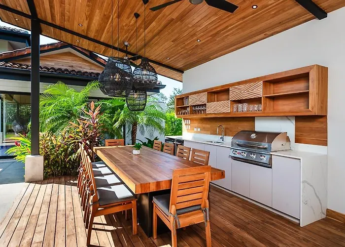 Beachside Bliss 4br Lux Villa, Pool, Terrace, Golf *